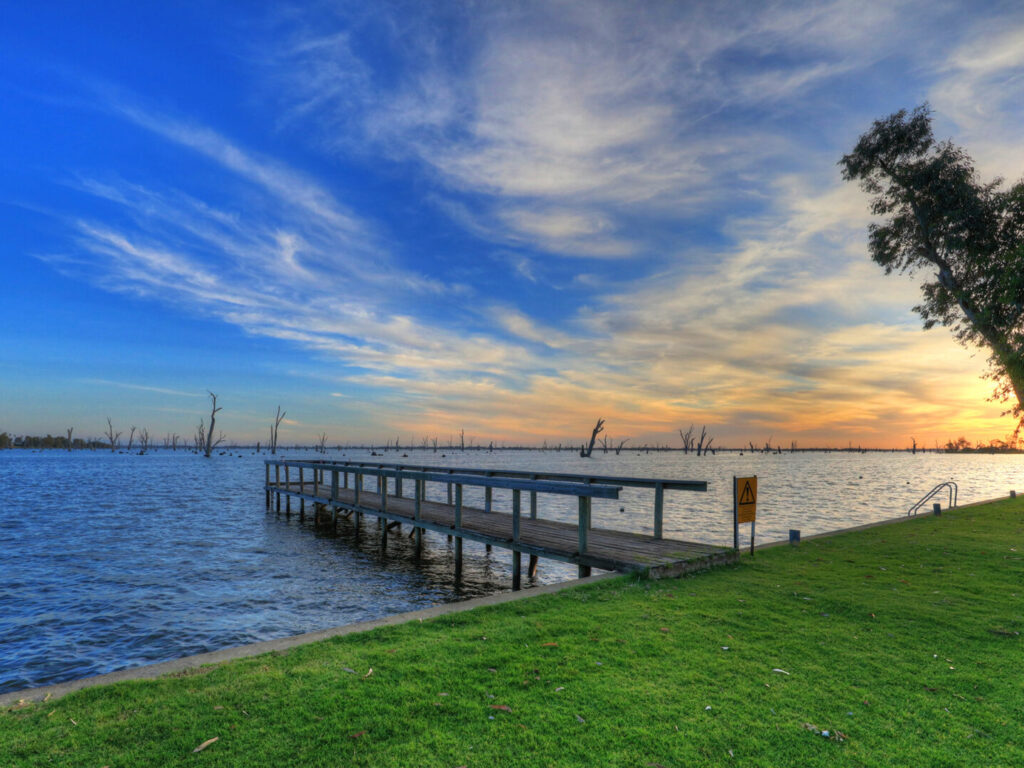 Lake Mulwala at sunset from Tasman Holiday Parks Lake Mulwala