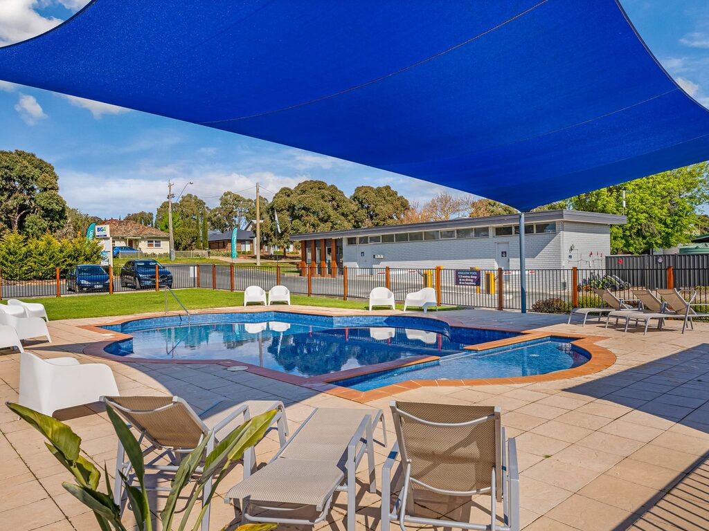 Pool at Tasman Holiday Parks - Bendigo