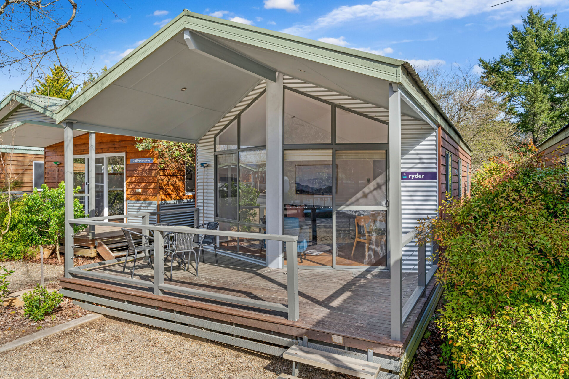 Two Bedroom Cabin at Tasman Holiday Parks - Bright