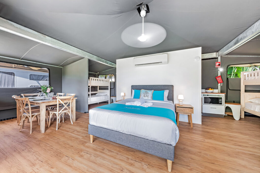 Glamping tent Airlie Beach | Tasman Holiday Parks