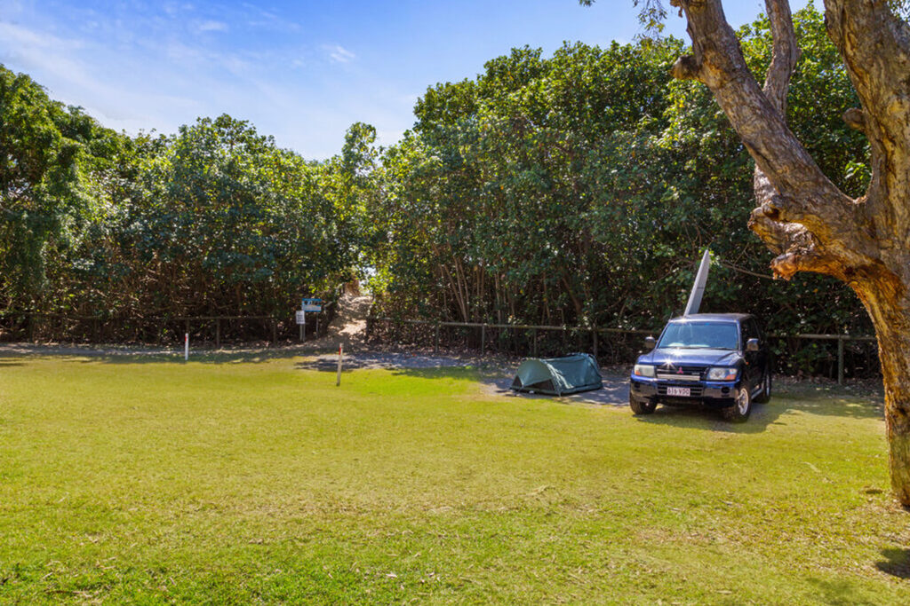 Unpowered camping site Yeppoon caravan park Emu Park | Tasman Holiday Parks Fisherman's Beach