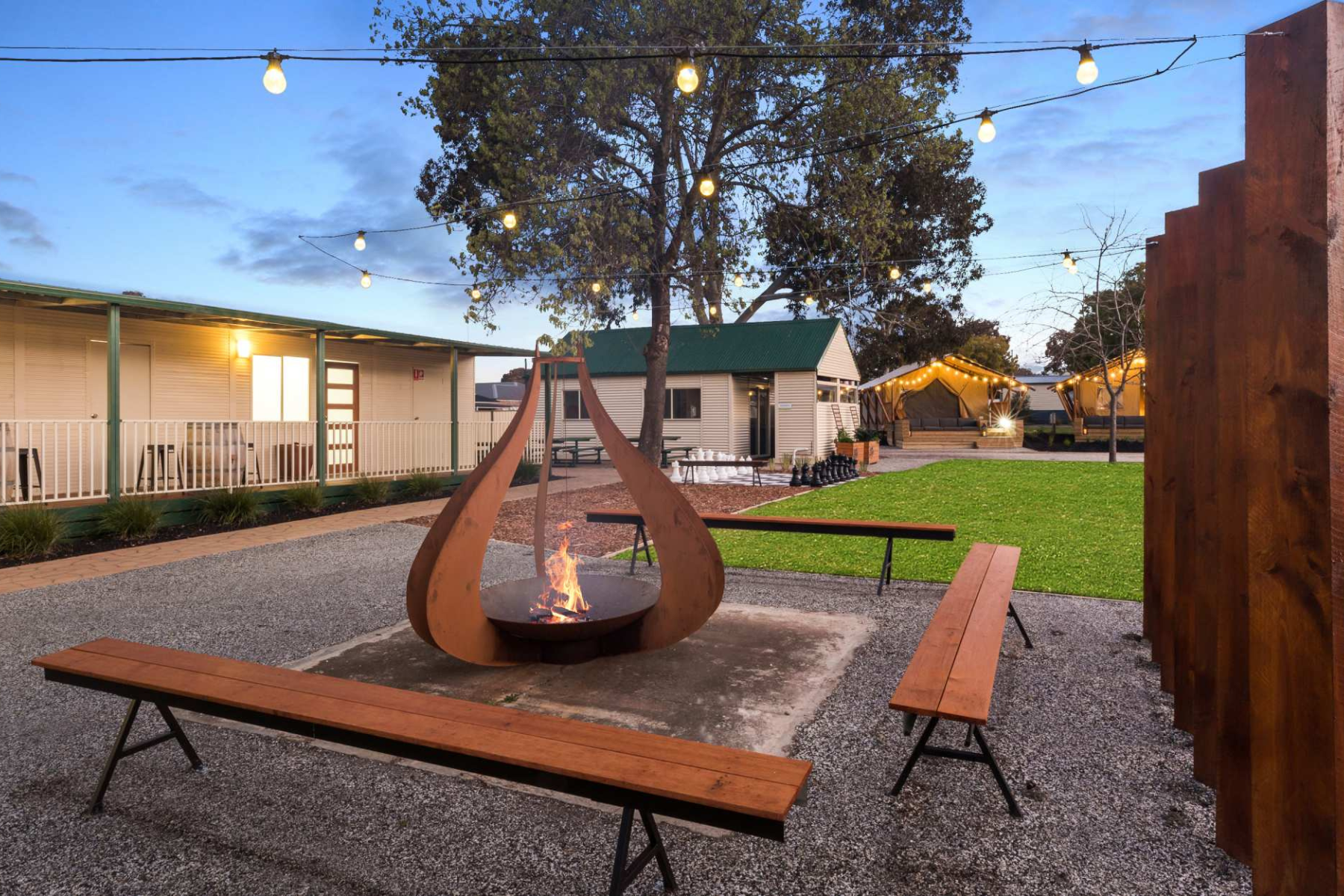 Tasman Holiday Parks - Bendigo Fire Pit