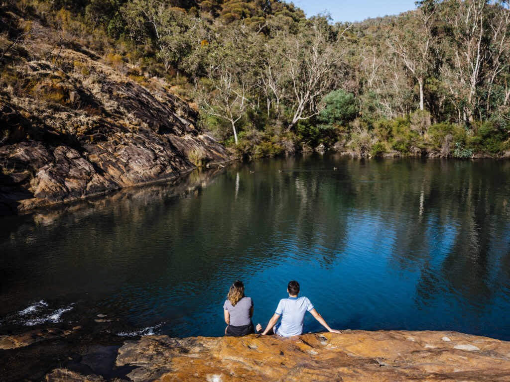 Discover Serpentine - Serpentine falls 