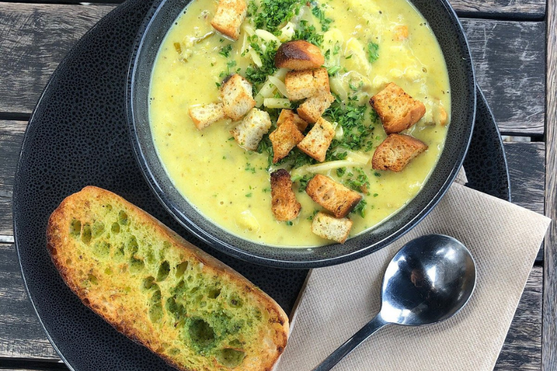 UMU Cafe - Chowder