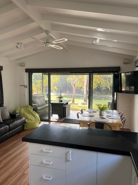 Cabin15a