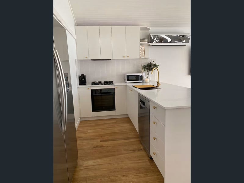 Cabin 898 - 9